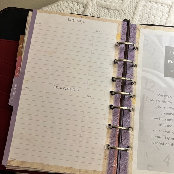 Day Runner Red Planner ❤️ - Picture 10 of 15